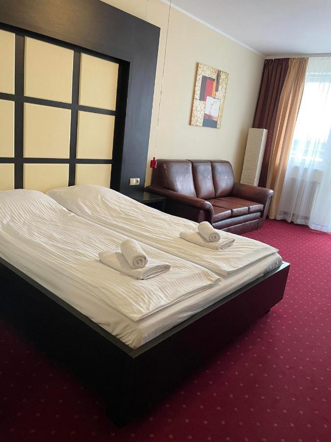 Apartament Prywatny W Hotelu Diva Spa 코워브제크 외부 사진